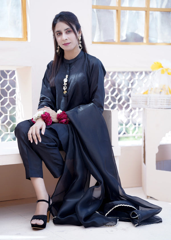 3 Piece Stitched Ladies Dress