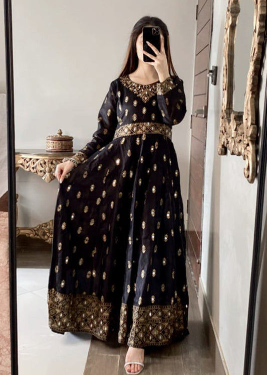 3 Piece Stitched Ladies Dress