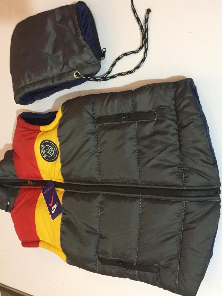 Stitched Parachute Quilted Plain Sleeveless Jacket