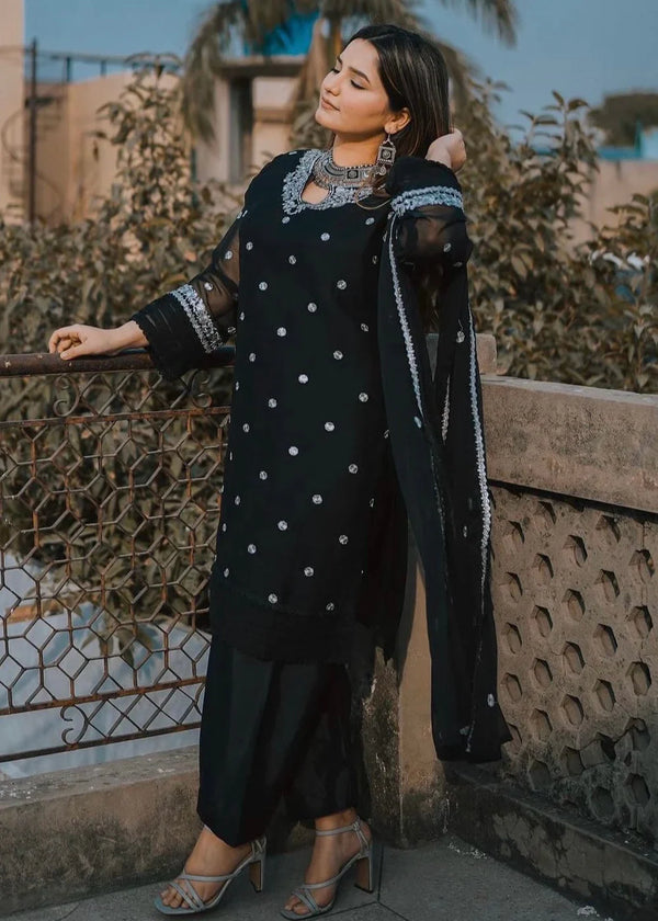3 Piece Stitched Ladies Dress