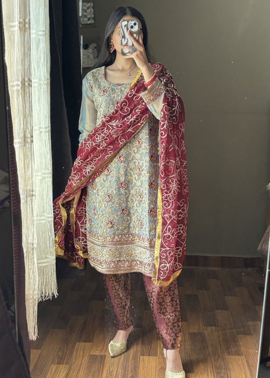3 Piece Stitched Ladies Dress