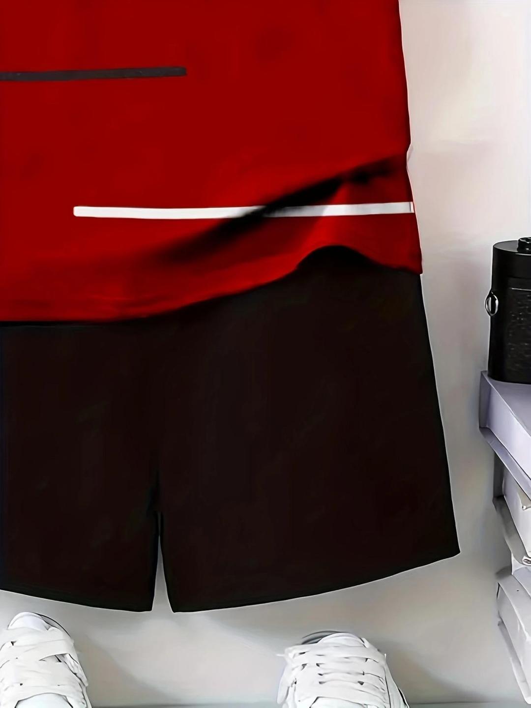 Polyester Printed T Shirt And Trouser Set
