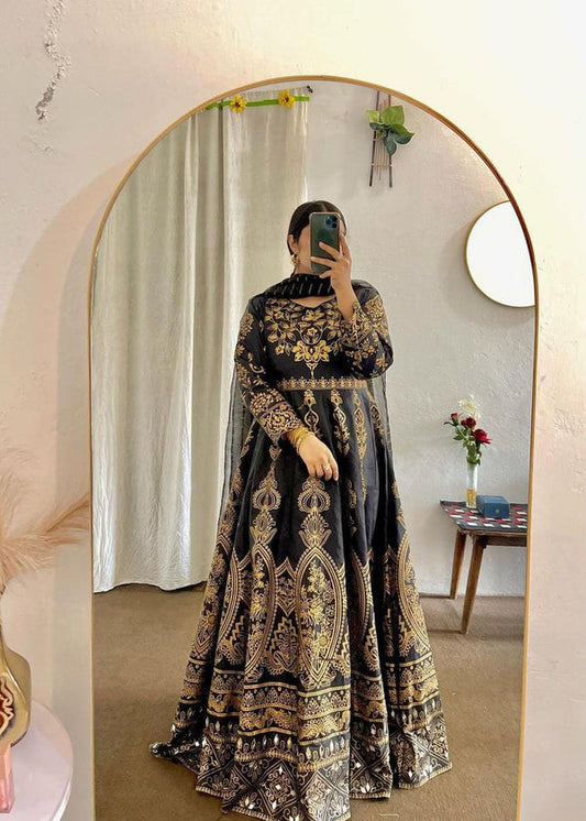 3 Piece Stitched Ladies Dress
